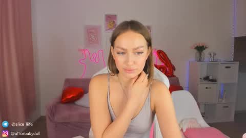 Alice online show from March 4, 9:51 am