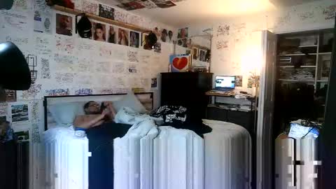 dbeamon92 online show from February 21, 1:25 pm