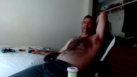 Snapshot of dbfroge chatting on September 16, 6:33 pm dbfroge online show from September 16, 6:33 pm