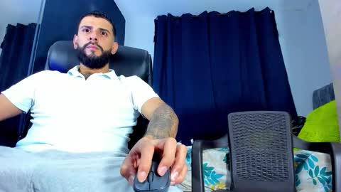 dcollins_ online show from November 27, 9:22 pm