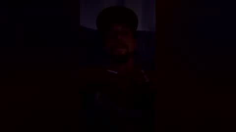 dcwells1992 online show from April 22, 6:31 am