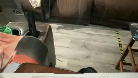 dcwells1992 online show from October 26, 4:46 am