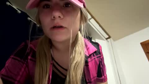 deadlymarkedangel online show from June 7, 2:17 am