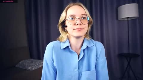 Snapshot of deannmaslen chatting on September 8, 4:06 pm Charlie 18yo online show from September 8, 4:06 pm