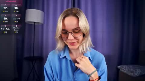 Snapshot of deannmaslen chatting on September 15, 6:26 am Charlie 18yo online show from September 15, 6:26 am