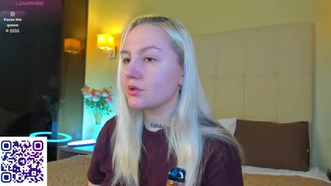 Debbie Mon Tue Fri Sun Sat GMT 3 1000am - 0400pm  online show from March 29, 5:14 pm