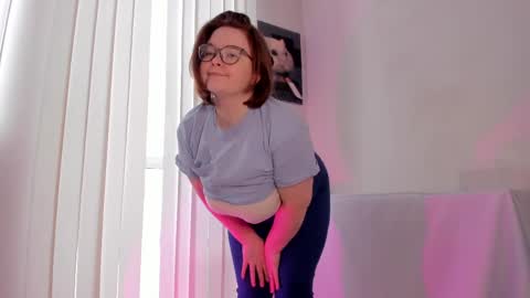 DeboraDebbieDee online show from April 21, 5:14 am