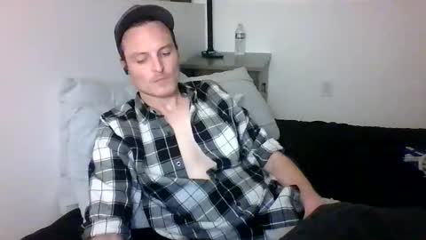 Dee4dayz online show from December 1, 1:14 am