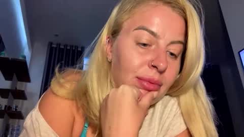 deean12 online show from March 12, 10:52 am