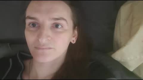 deep_hole_girl online show from May 14, 11:14 pm