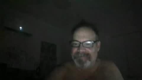 Snapshot of deepdiveme chatting on October 21, 12:05 am deepdiveme online show from October 21, 12:05 am