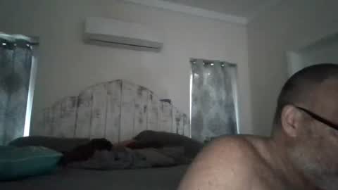 Snapshot of deepdiveme chatting on December 11, 1:28 pm deepdiveme online show from December 11, 1:28 pm