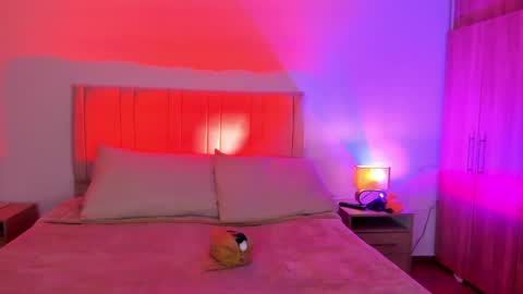 deepthroat_sweet online show from April 16, 12:22 am