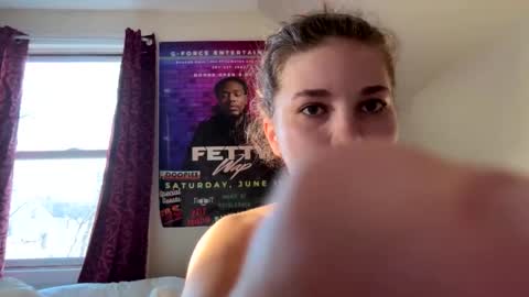 deepthroatqueen33 online show from March 28, 11:44 am