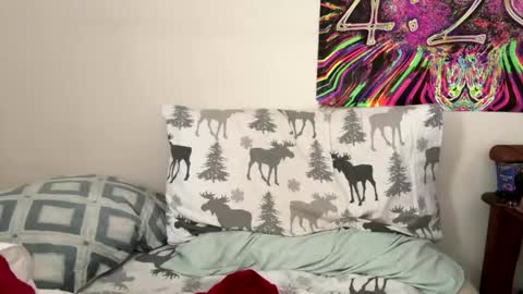 deepthroatqueen33 online show from March 23, 12:10 pm