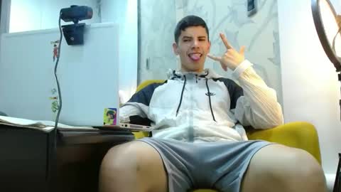 delglo online show from October 29, 11:49 pm