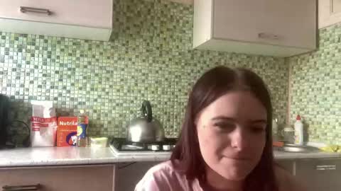 Kiki online show from May 17, 10:46 am