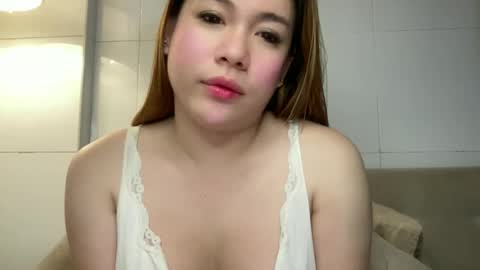 Snapshot of delicious_iya69 chatting on January 23, 11:47 pm iyalicious online show from January 23, 11:47 pm