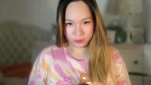 Snapshot of delicious_iya69 chatting on March 4, 3:33 am iyalicious online show from March 4, 3:33 am