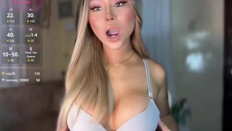 Hello your loving faye 3 online show from March 11, 11:13 am