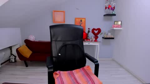 DeliciousLolly online show from February 16, 4:32 am