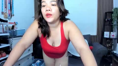 delightfulcurvy online show from October 6, 5:20 pm