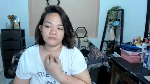 delightfulcurvy online show from April 11, 1:43 am