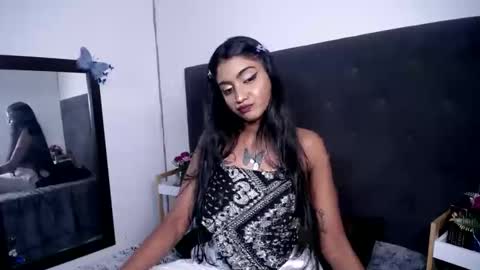 Delilah Blaze online show from February 19, 2:54 am