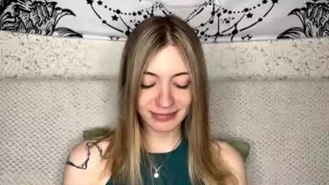 Sia online show from June 14, 9:33 am
