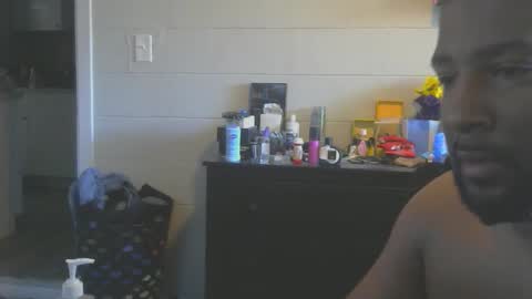 Snapshot of delta7012 chatting on February 14, 3:47 pm delta7012 online show from February 14, 3:47 pm