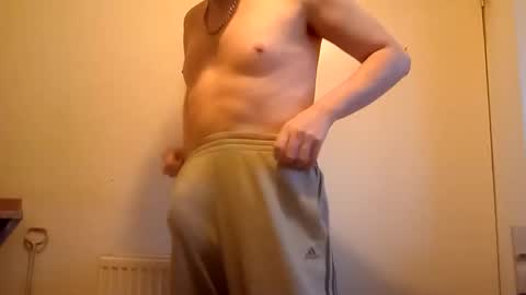 deltaalpha374 online show from April 18, 7:18 pm