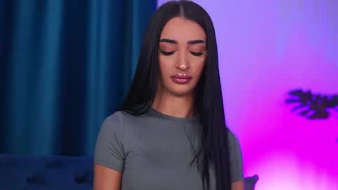 denisedevilles online show from May 5, 7:30 pm