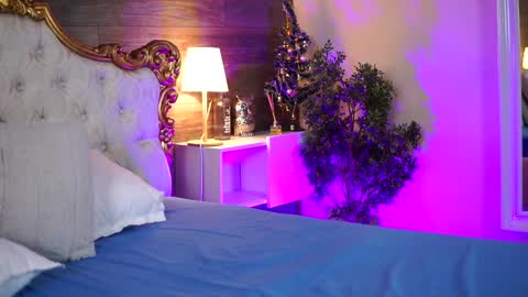 denisedevilles online show from January 8, 2:25 pm