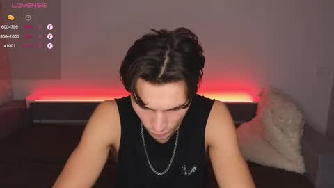 Den online show from February 8, 1:47 pm