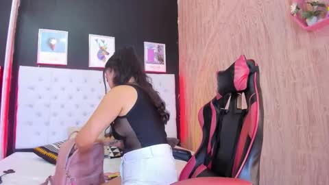 dennyzeans online show from December 16, 11:27 am