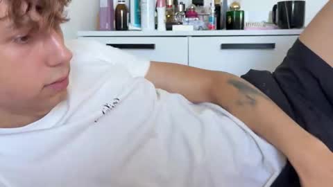 Snapshot of denobluora chatting on September 23, 10:31 am Jasper   online show from September 23, 10:31 am