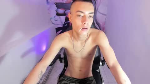 Dereck Boy online show from November 4, 10:00 pm