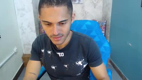 D E R E K online show from November 20, 10:25 am