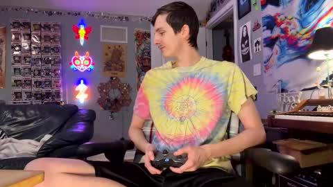 derekdings online show from November 2, 11:49 pm