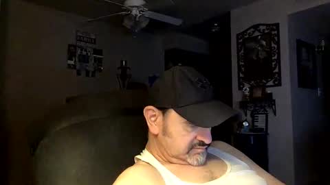 desertdaddy658488 online show from February 19, 2:11 am