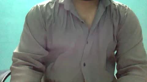 desiguylund online show from February 12, 7:06 pm