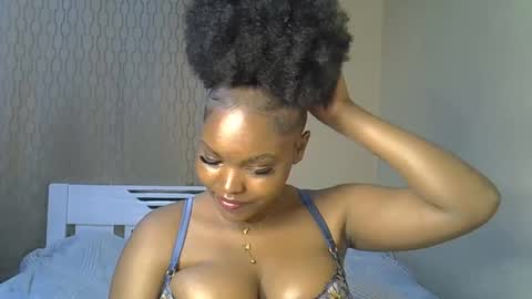 desiredahlia33 online show from February 28, 12:03 am