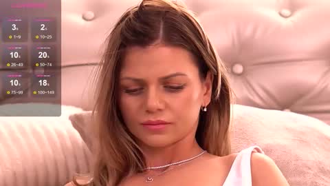 Mia online show from March 4, 7:27 am