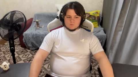 desiredude9 online show from October 14, 6:55 pm