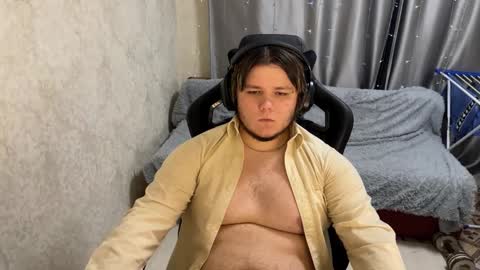 desiredude9 online show from September 9, 6:52 pm