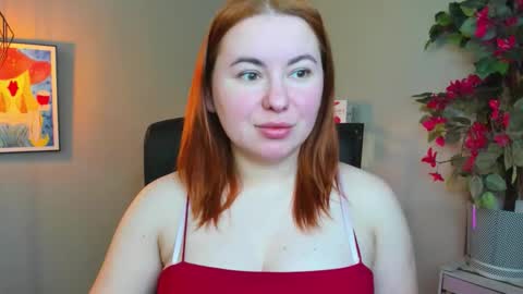 LAYLA online show from March 24, 8:31 am