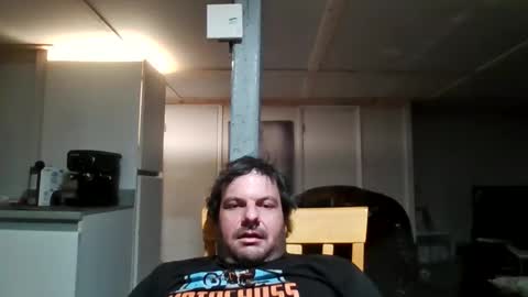 deskeven819281 online show from March 12, 11:52 pm