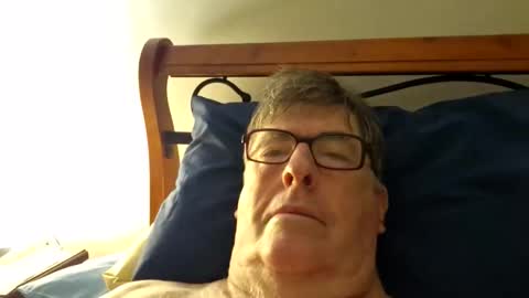 Desmon1958 online show from January 13, 8:27 pm