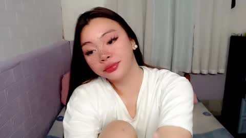 Snapshot of destinyroxie chatting on January 26, 5:13 pm ROXIE  online show from January 26, 5:13 pm