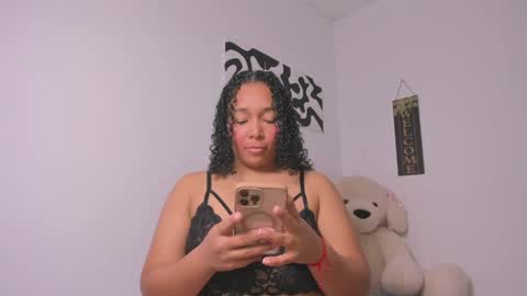 desty_y online show from April 18, 6:26 am